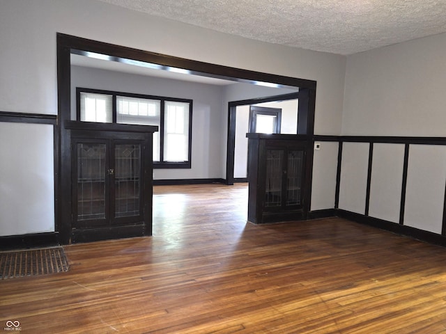 509 Shelby St, Shelbyville, IN 46176 - photo 9