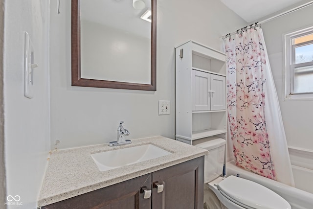 3898 S Randolph St, Indianapolis, IN 46227 - full bathroom with vanity and shower / tub combo with curtain