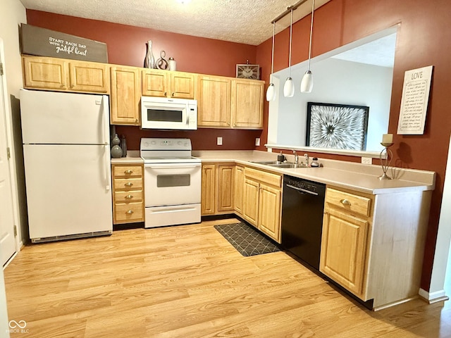 7042 Gavin Dr, Indianapolis, IN 46217 - photo 5
