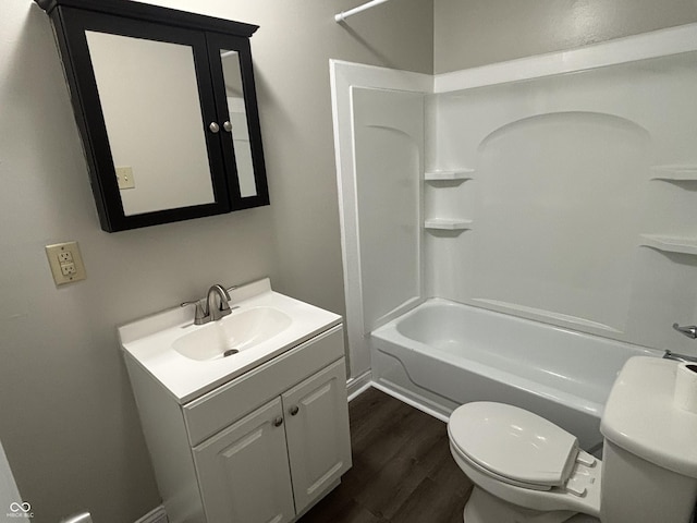 4343 W Fairview Rd, Greenwood, IN 46142 - full bath with vanity, wood finished floors, and bathing tub / shower combination