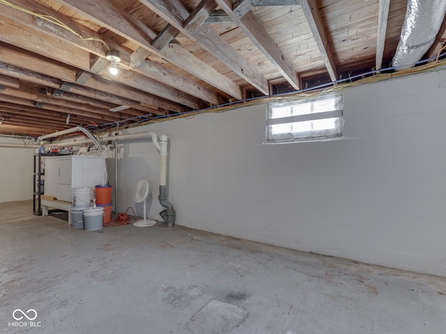730 N Forsythe St, Franklin, IN 46131 - view of below grade area