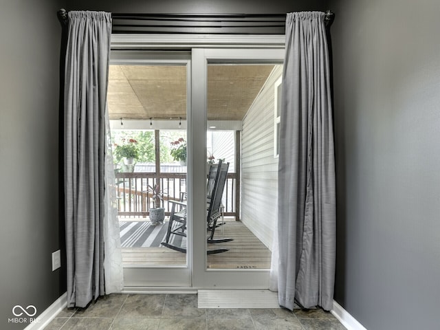 730 N Forsythe St, Franklin, IN 46131 - interior space featuring baseboards