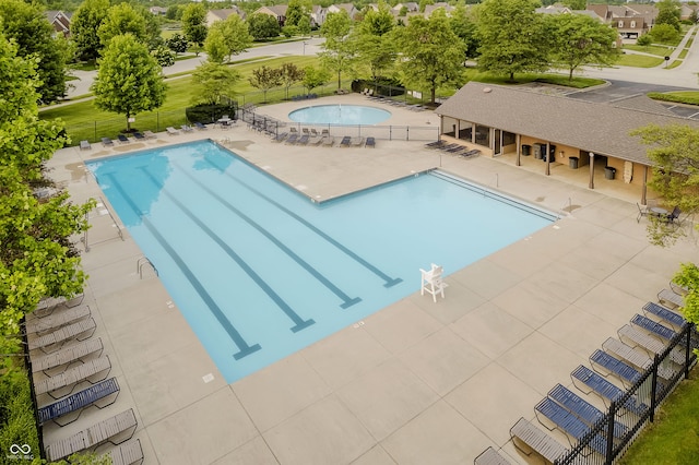 3876 Kegler Way, Carmel, IN 46074 - community pool with a patio