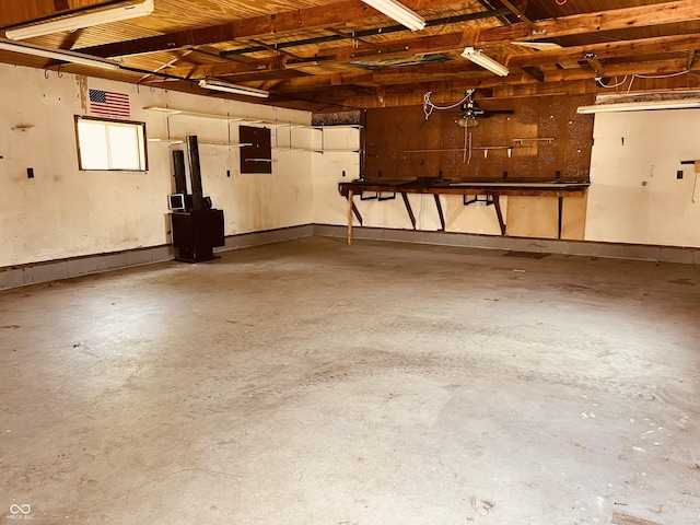 514 W 6th St, Sheridan, IN 46069 - garage featuring a workshop area