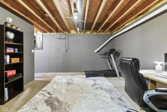 2326 Gradison Cir, Indianapolis, IN 46214 - office area with concrete flooring