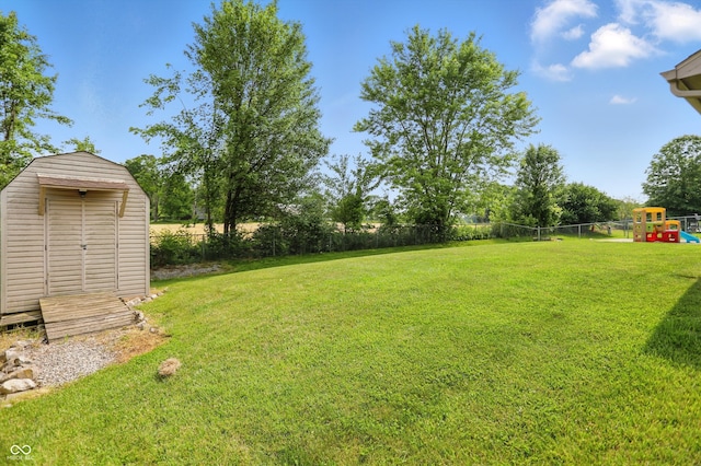 2145 W Autumn Ln, Columbus, IN 47201 - view of yard featuring a playground