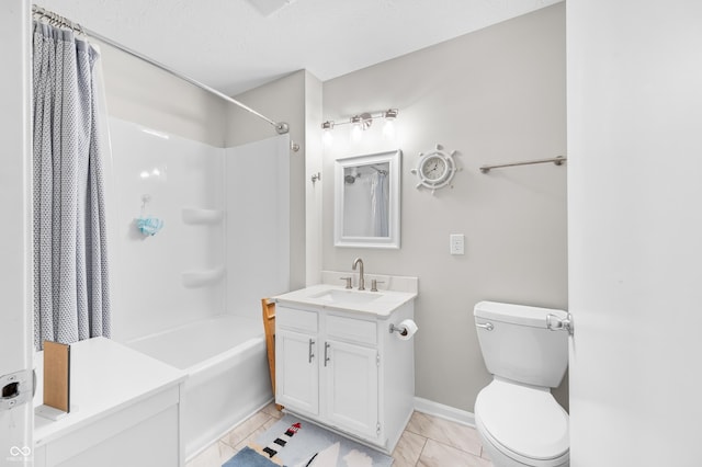 6933 Grey Wolf Dr, Hamblen Township, IN 46164 - full bathroom featuring vanity, shower / bath combo with shower curtain, and toilet