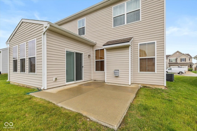 5767 Bluff View Ln, Whitestown, IN 46075 - rear view of house featuring a patio area, a yard, and central AC unit