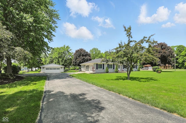 8510 N Carroll Rd, Indianapolis, IN 46236 - view of front of property featuring a front yard and a detached garage