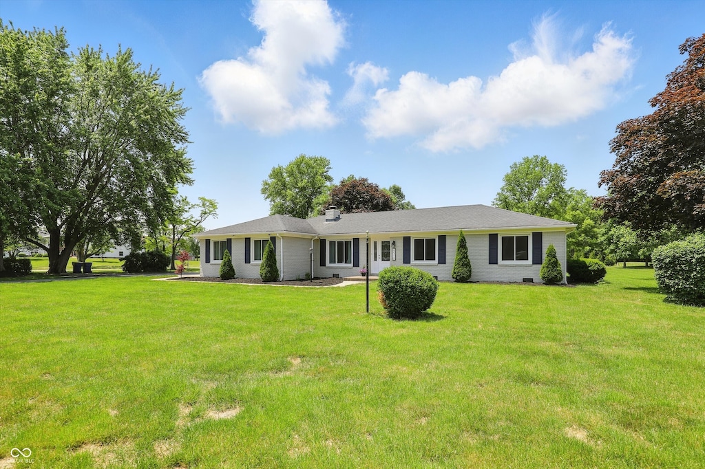 8510 N Carroll Rd, Indianapolis, IN 46236 - ranch-style home featuring a front lawn