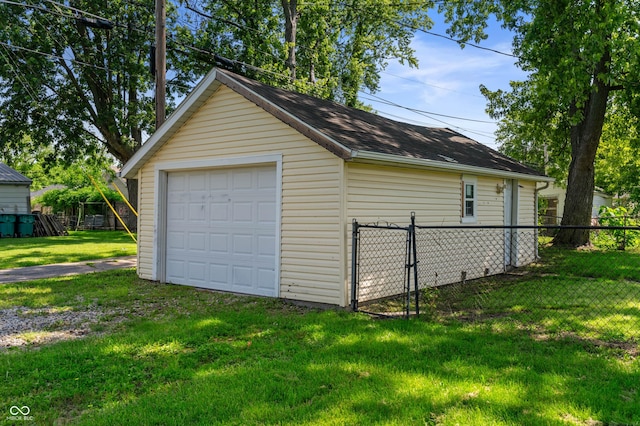 2602 State St, New Castle, IN 47362 - detached garage with driveway
