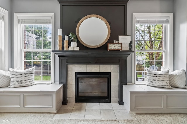 8663 N Commonview Dr, Mccordsville, IN 46055 - detailed view of a tile fireplace