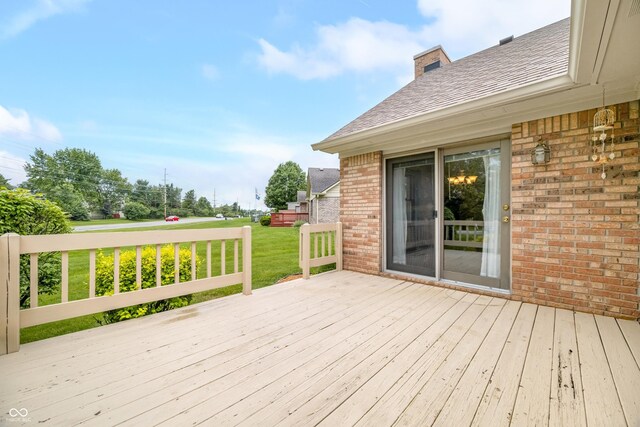1105 Sarah Ct, Greenwood, IN 46142 - deck with a yard