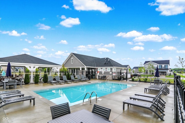 3428 Thomas Jefferson St, Westfield, IN 46074 - community pool with a patio area