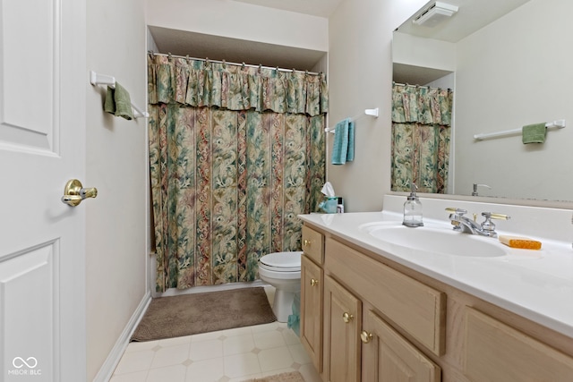 9175 Lakewind Dr, Indianapolis, IN 46256 - bathroom with vanity and shower / bathtub combination with curtain