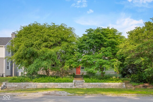 2233 Washington St, Columbus, IN 47201 - view of obstructed view of property