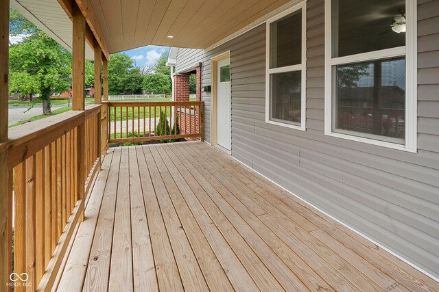 110 E Mcdonald St, Brazil, IN 47834 - view of wooden terrace