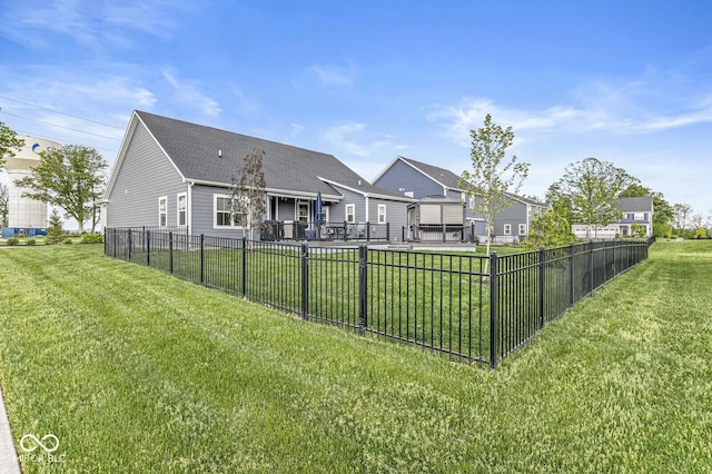 1107 Mccray Ln, Westfield, IN 46074 - rear view of house featuring a shingled roof