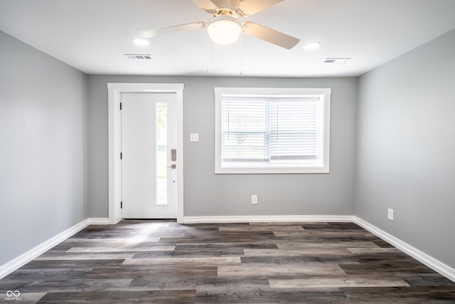 1631 Columbia Ave, Indianapolis, IN 46202 - entrance foyer featuring ceiling fan, baseboards, wood finished floors, and recessed lighting