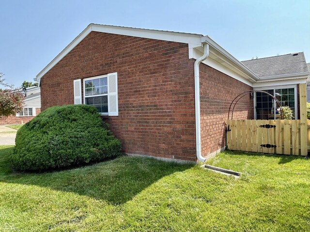 5491 Vin Rose Ln, Lawrence, IN 46226 - view of side of home with brick siding