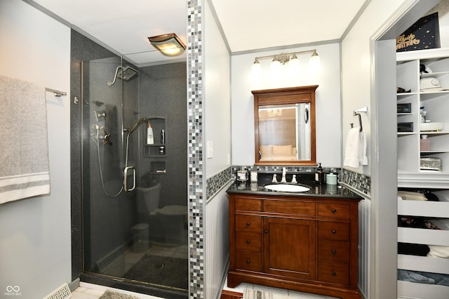 7242 Highburry Dr, Indianapolis, IN 46256 - bathroom featuring a shower stall and vanity