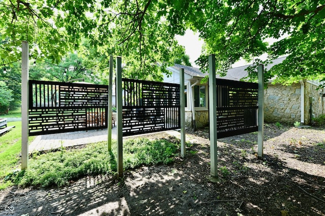 7242 Highburry Dr, Indianapolis, IN 46256 - gate featuring a fenced front yard