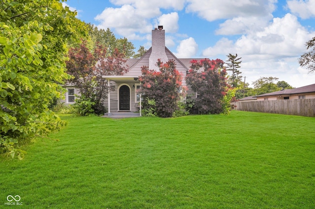 1141 N Shadeland Ave, Indianapolis, IN 46219 - view of front facade featuring a chimney