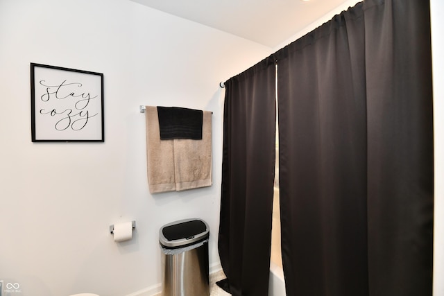 6883 Honeysuckle Way, Pendleton, IN 46064 - full bathroom with baseboards and shower / bathtub combination with curtain