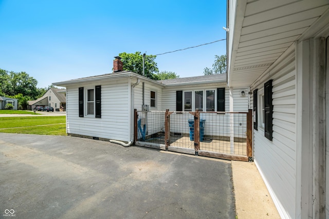 120 Hoss Rd, Indianapolis, IN 46217 - view of patio / terrace