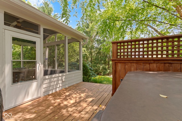 4763 Woods Edge Dr, Zionsville, IN 46077 - deck with a sunroom