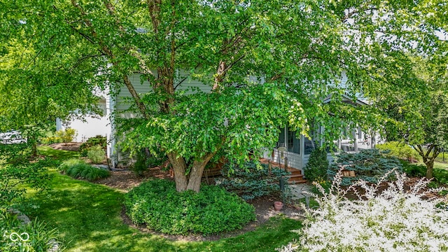 4763 Woods Edge Dr, Zionsville, IN 46077 - view of side of home