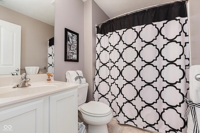 8425 Codesa Way, Indianapolis, IN 46278 - full bath with vanity, toilet, a textured ceiling, a shower with shower curtain, and tile patterned flooring