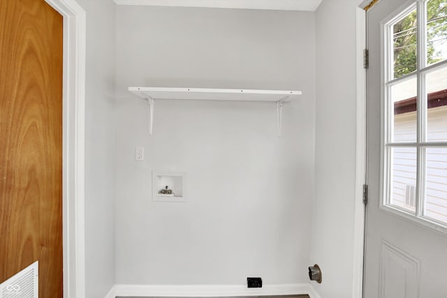 11 14th St, Franklin, IN 46131 - laundry room with baseboards and hookup for a washing machine