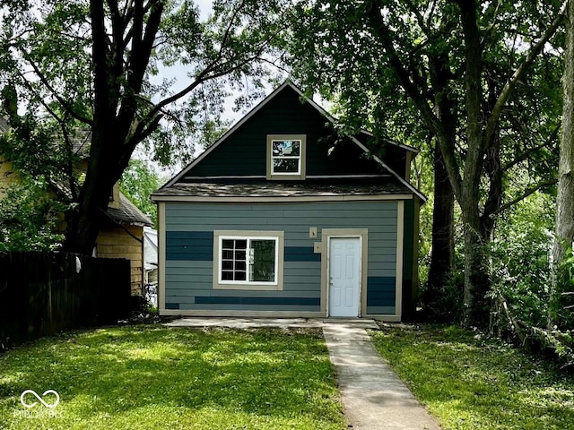 2955 N Olney St, Indianapolis, IN 46218 - view of bungalow-style house