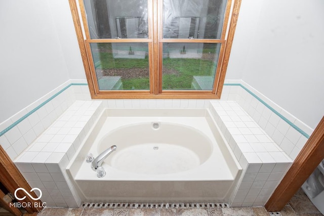 5840 N State Highway 7, Scipio, IN 47273 - bathroom featuring a bath
