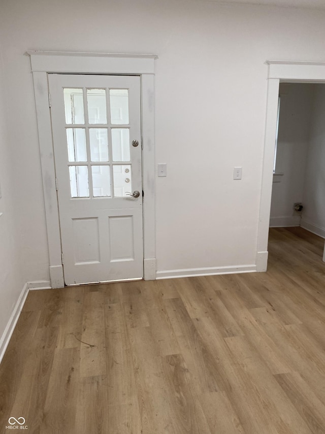 802 N Oakland Ave, Indianapolis, IN 46201 - photo 6