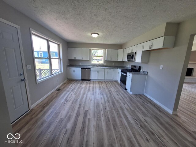 724 Iroquois St, Anderson, IN 46012 - photo 15