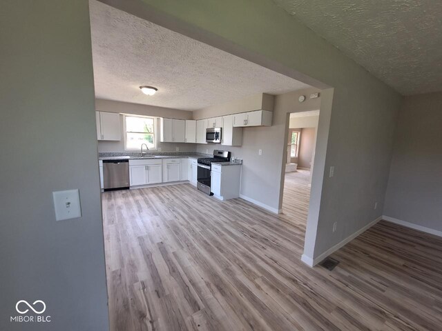 724 Iroquois St, Anderson, IN 46012 - photo 14