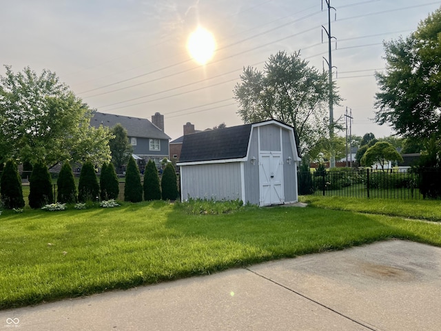 7532 Perilla Ct, Indianapolis, IN 46237 - view of yard