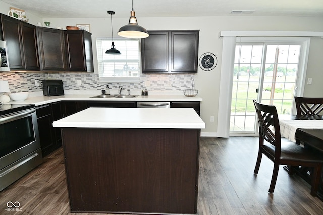 680 Albermarle Dr, Pittsboro, IN 46167 - kitchen featuring stainless steel appliances, a sink, backsplash, and healthy amount of natural light