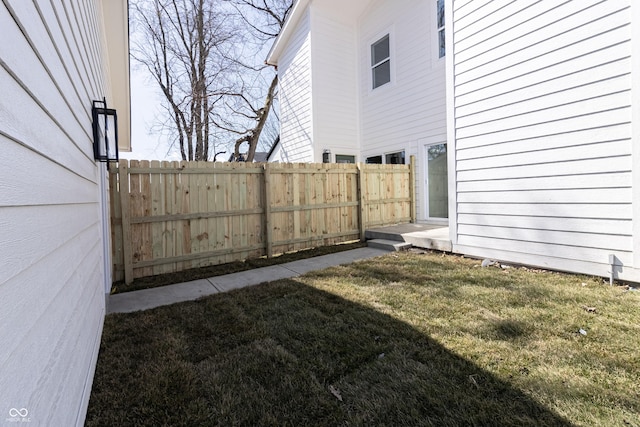 2053 Columbia Ave, Indianapolis, IN 46202 - view of yard