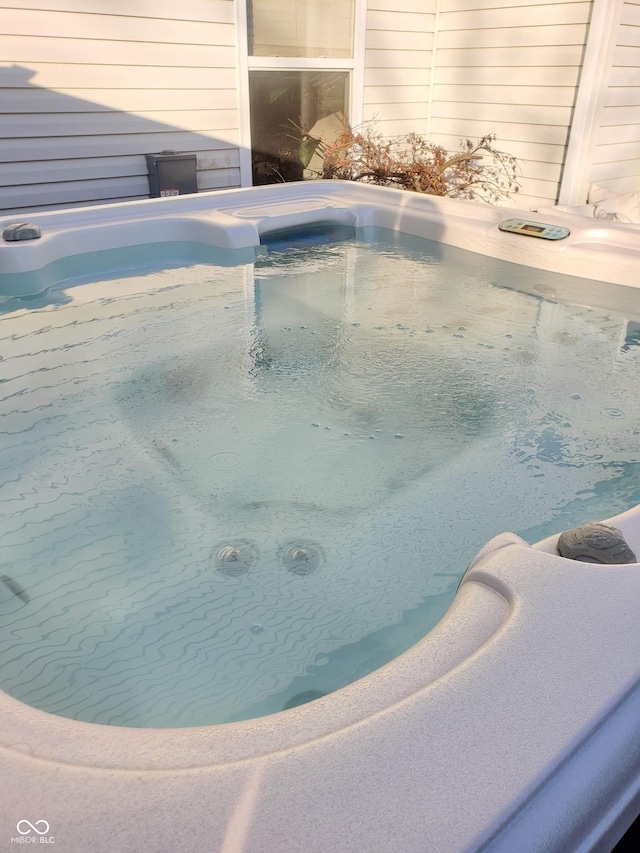 10197 Apple Blossom Cir, Fishers, IN 46038 - view of pool featuring a hot tub