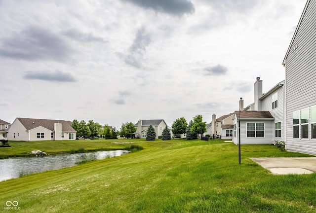 6114 Pebblebrooke Rd, Whitestown, IN 46075 - view of grassy yard featuring a water view