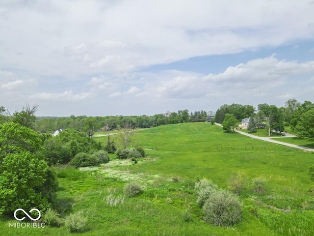 10 Meadowbrook Dr, New Castle, IN 47362