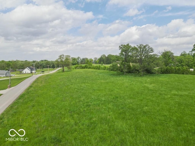 10 Meadowbrook Dr, New Castle, IN 47362