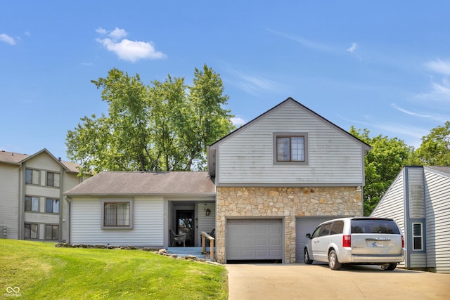 2925 Horse Hill E Dr, Indianapolis, IN 46214 - photo 2