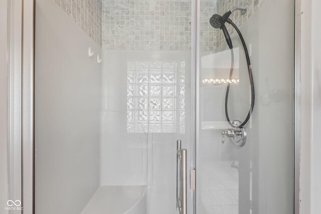 6983 White Oak Dr, Avon, IN 46123 - full bathroom featuring a shower stall
