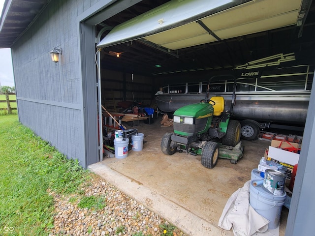 8371 N 400 W, Fairland, IN 46126 - view of garage
