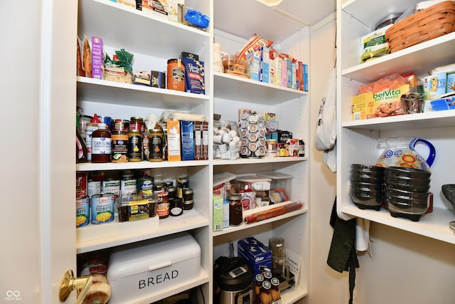 2805 Rylee Ct, Greenwood, IN 46143 - view of pantry