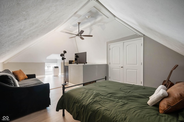 22 N Bolton Ave, Indianapolis, IN 46219 - bedroom featuring light wood finished floors, a closet, and baseboards